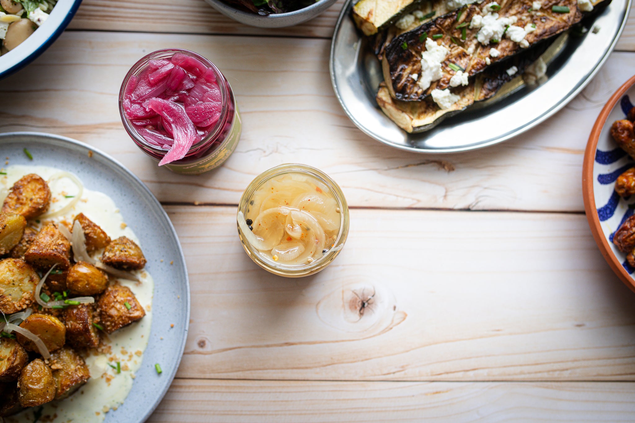 Spicy Slicey Pickled Onions